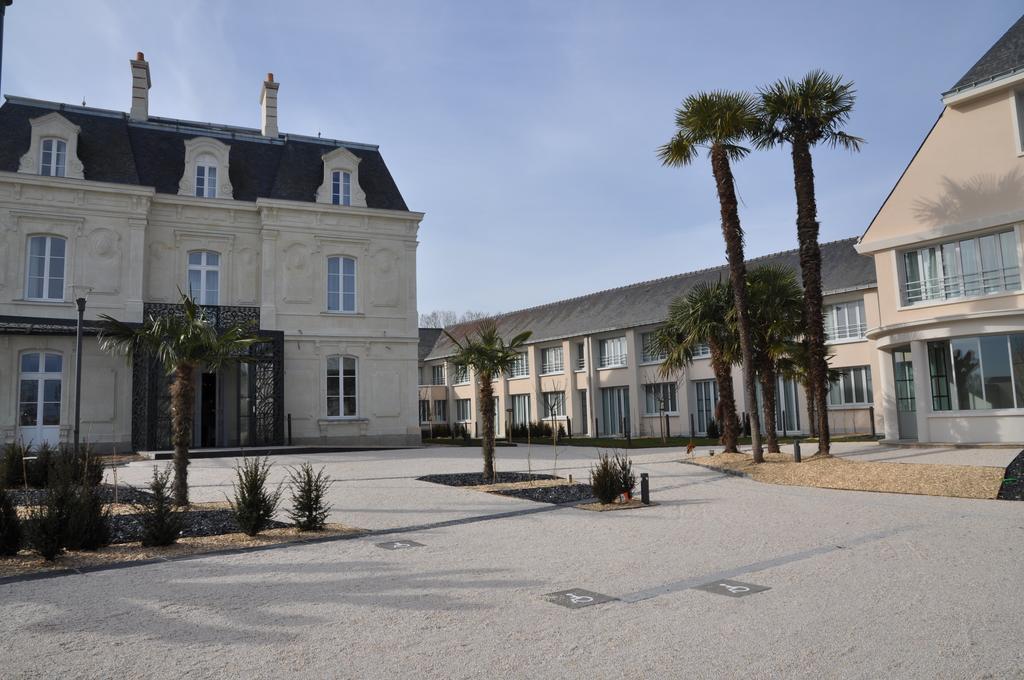 Les 3 Lieux Hotel Les Ponts-de-Cé Exterior photo